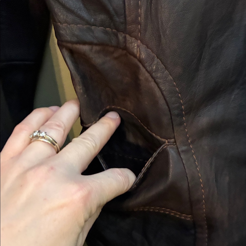 Danier Women's Rich Brown Leather Jacket with Chunky Button Detail - Picture 5 of 16